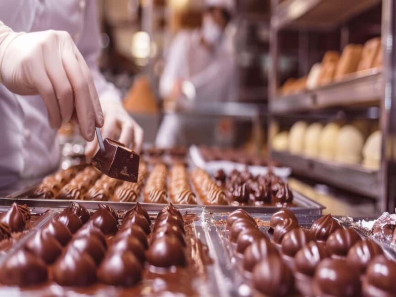 Lucerne: Chocolate Tasting and Walking Tour with a Local - Who Should Consider This Tour?