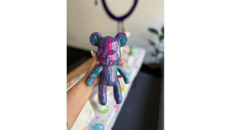 Lucerne: Creative painting workshop for children and families - What to Expect from the Lucerne Creative Painting Workshop