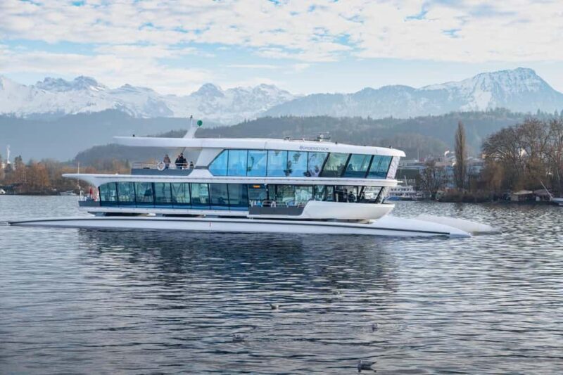 Lucerne: Lake Cruise & Old Town Tour with Pro Photographer - FAQ
