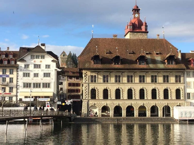 Lucerne: One-Hour Classic City Walk with Hotel Pickup - Is This Tour Worth It?