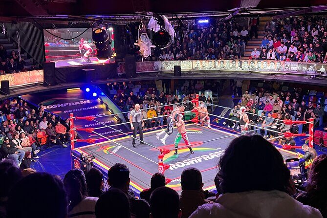 Lucha Libre Saturday Show in Mexico City (SEATS FROM BALCONY) - What to Expect at the Arena Coliseo