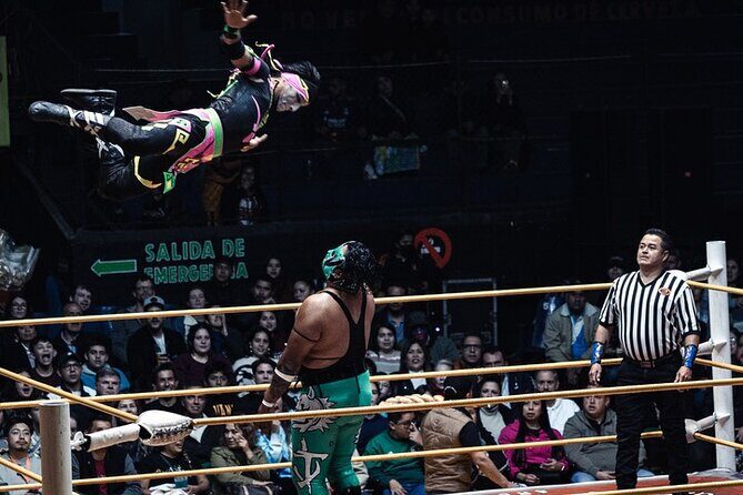Lucha Libre Tour at the Arena Coliseo de Guadalajara as a local - Key Points