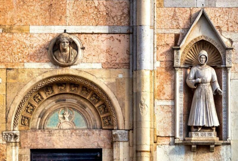 Lucrezia Borgia: Intrighi, Passioni e Potere a Ferrara - The Final Stop: Palazzo Schifanoia