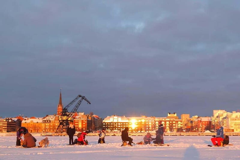 Lulea: Ice Fishing Tour in the heart of the city with Guide - Key Points