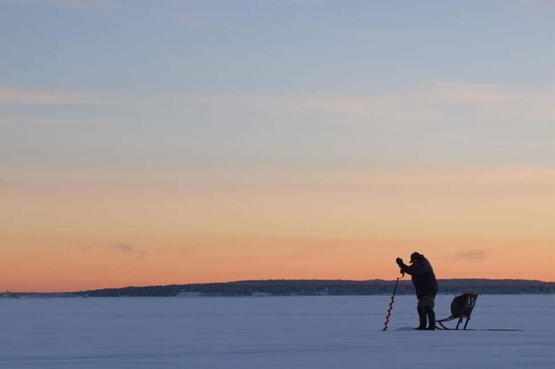 Lulea: Ice Fishing Tour in the heart of the city with Guide - Who It’s Best For