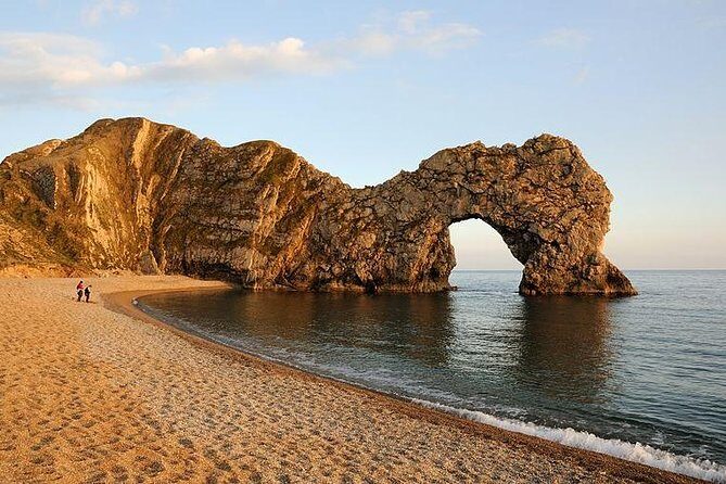 Lulworth Cove & Durdle Door Mini-Coach Tour from Bournemouth - Key Points