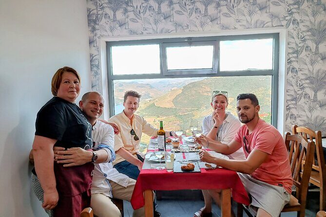 Lunch and Wine Tasting in the Douro Valley Region - An In-Depth Look at the Tour Experience