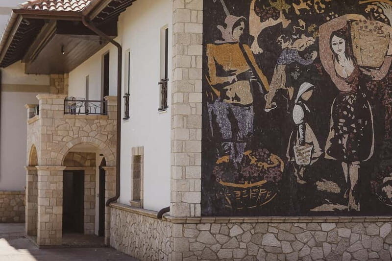 Lundër: Lundra Winery Guided Tour with Wine Tasting - What to Expect on the Lundra Winery Tour