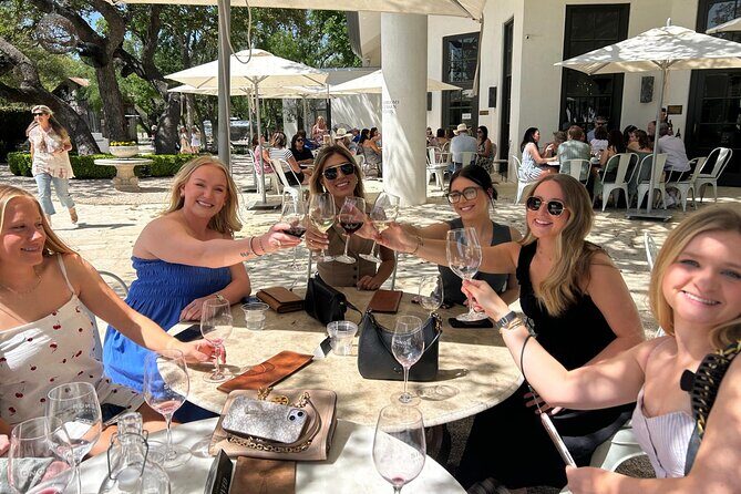 Luxe Hill Country Private Wine Adventure with Gourmet Lunch - Key Points