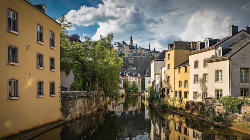 Luxembourg: Express Walk with a Local in 60 minutes - The Highlights and Landmarks
