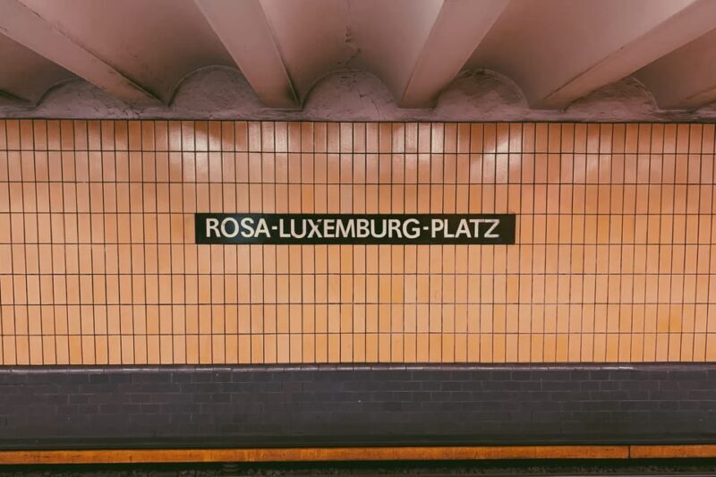 Luxembourg: Express Walk with a Local in 60 minutes - Who Will Love This Tour?