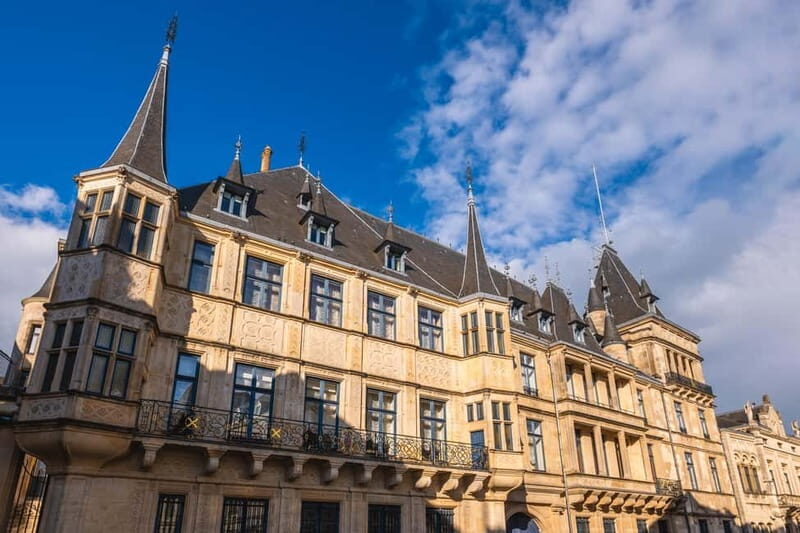 Luxembourg: Intro Walking Tour with a Local - Summary: Is It Worth It?