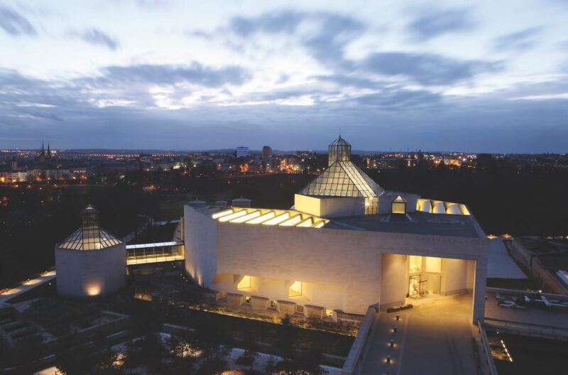 Luxembourg: Mudam Contemporary Art Museum Entry Ticket - The Experience in Detail