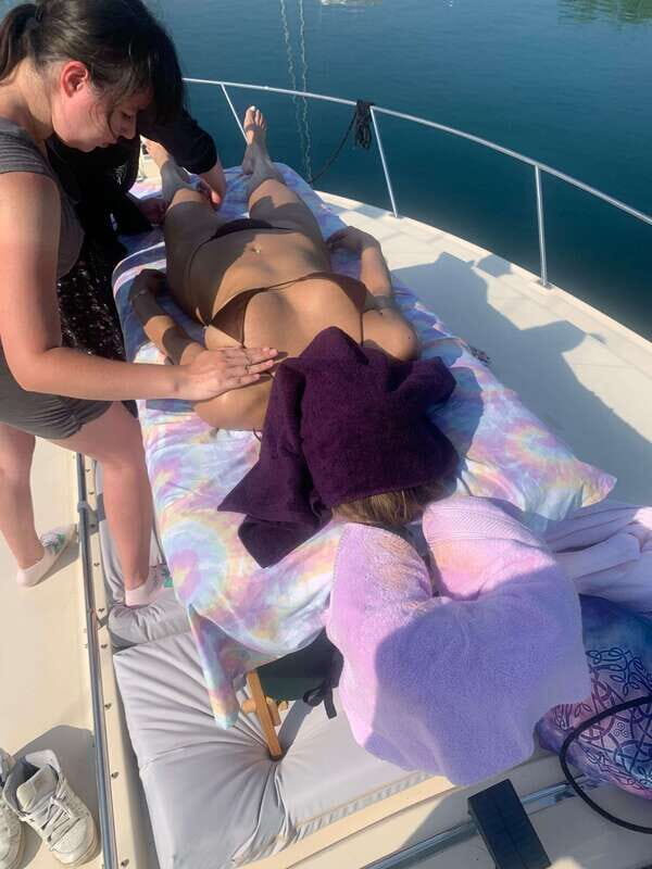 Luxurious 40ft Yacht Charter - Practical Details and Logistics