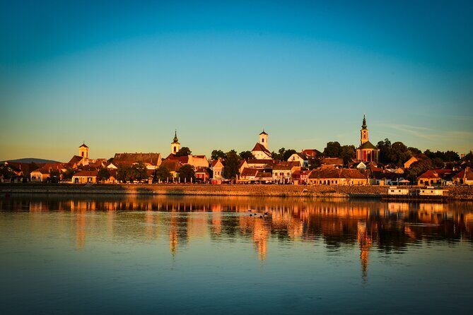 Luxurious, private day cruise with a waterlimousine to Szentendre - FAQ