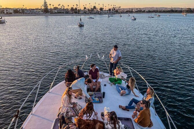 Luxury Bay or Sunset Yacht Cruise in San Diego - Who Would Love This Experience?