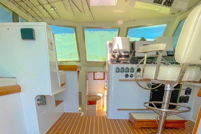 Luxury Bay or Sunset Yacht Cruise in San Diego - FAQ