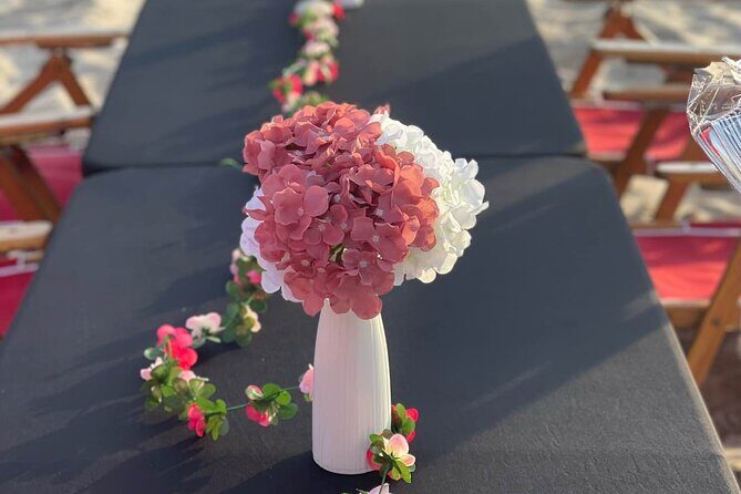 Luxury Beach Bonfire and Picnic Dinner at Town Line Beach - The Value of This Experience