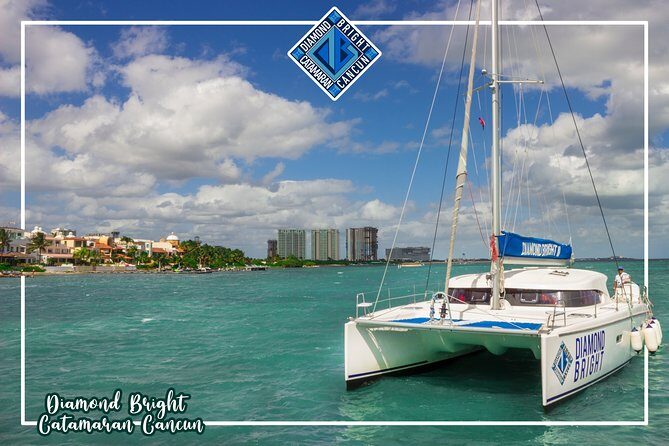 Luxury Catamaran tour to Isla Mujeres with Transportation from Cancun - Who Is This Tour Best For?