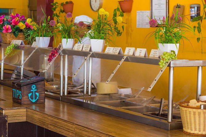 Luxury Catamaran tour to Isla Mujeres with transportation from Playa del Carmen - FAQs