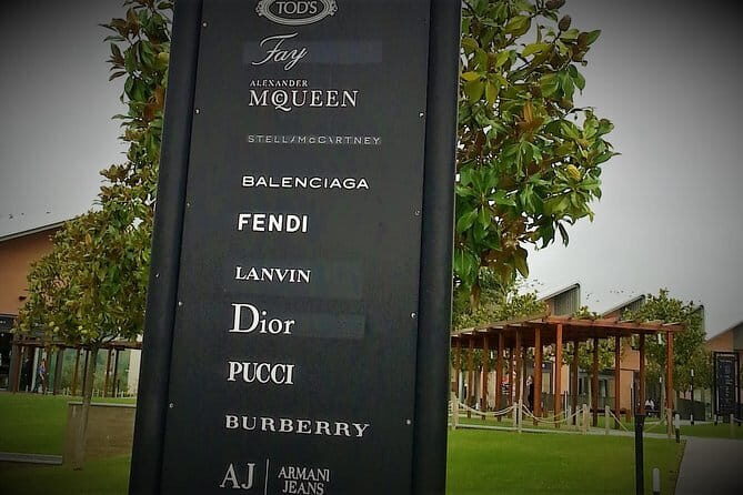 Luxury Chauffeur Service THE MALL from Florence to Reggello - FAQ