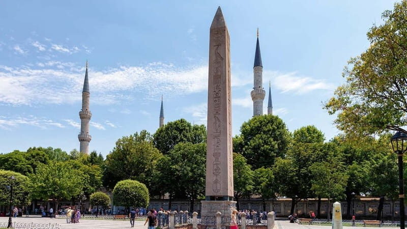 Luxury Istanbul Tours: Museum Entrances & Luxury Vehicle - Key Points