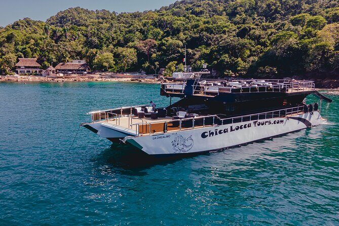 Luxury Mega Yacht 100' Limousine of the Sea 2: Puerto Vallarta - Key Points