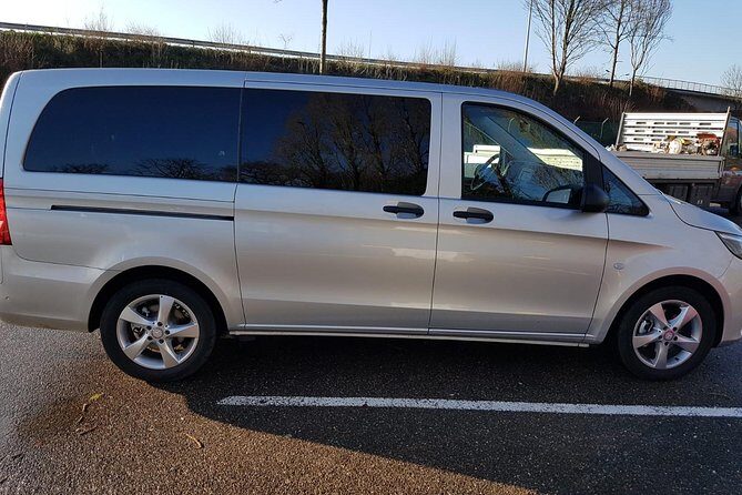 Luxury Minivan from Brussels airport to the city of Antwerp - Key Points