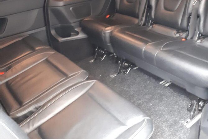 Luxury Minivan from Brussels airport to the city of Brussels - What to Expect from This Transfer