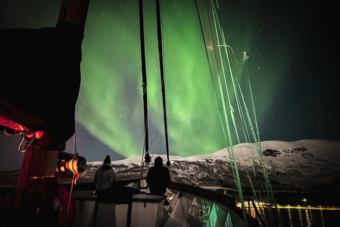 Luxury Northern Lights Yacht Cruise with Hot Tub & Dinner - Additional Questions & Answers