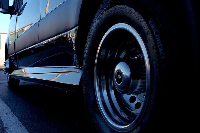 Luxury Party Bus Limo in Miami - Who should consider this?