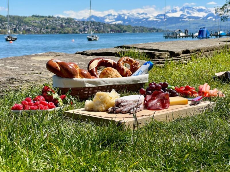 Luxury picnic by Zurich lake - The Sum Up