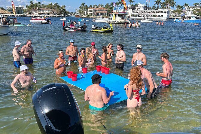 Luxury Pontoon Boat Rentals in Fort Lauderdale - An In-Depth Look at the Fort Lauderdale Pontoon Experience