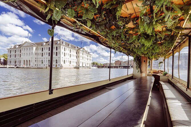 Luxury private boat Tour - The Pros and Cons — What You Should Know