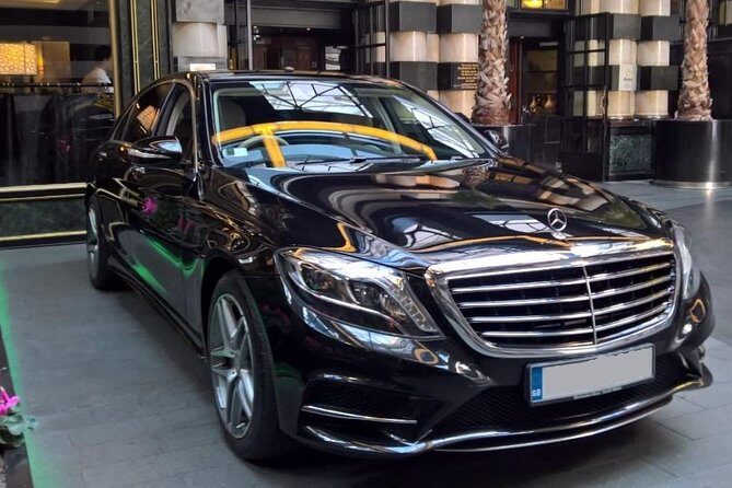 Luxury Private Hire Tour for 2- 6 people around Northern Ireland - A Closer Look at the Experience