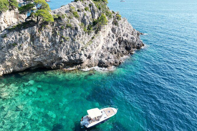 Luxury Private Speedboat Tour Islands & Blue Cave - FAQ