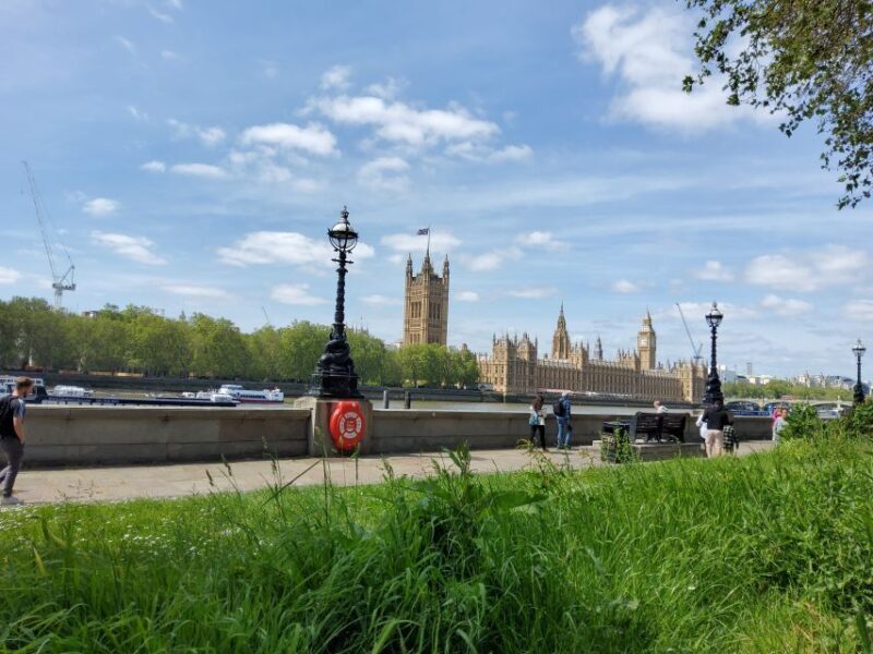 Luxury Private Tour in London with Lunch - Introduction