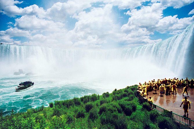 Luxury Private Tour of Niagara Falls from Toronto - Seasonality and Practical Tips
