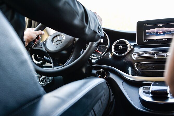 Luxury Private Transfer from Dubrovnik Airport to Orasac or Zaton - Why Opt for a Private Luxury Transfer Instead of Alternatives?