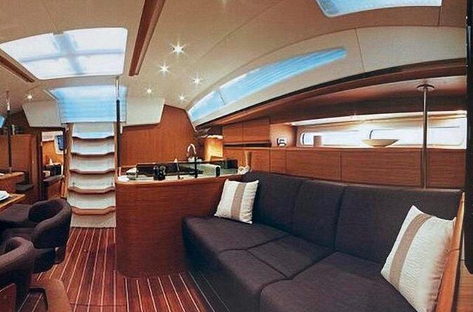 Luxury Sailboat 50 feet in Private for up to 9 People 4 hrs - Price and Value Considerations