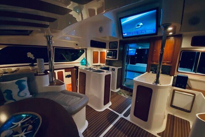 Luxury Sunset Cruise in Fort Myers and Naples Florida - A Closer Look at the Experience