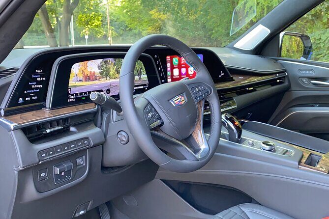 Luxury Suv O'Hare or Midway Airport (Curbside) Chicago OneWay - The Sum Up