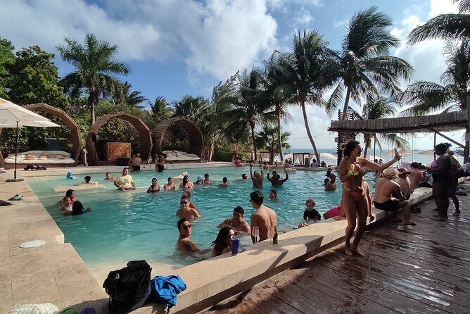 Luxury tour at Isla Mujeres! Catamaran Experience from Cancun - The Sum Up