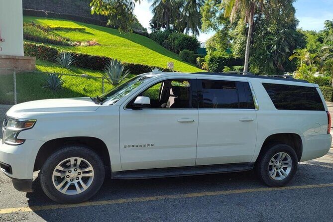 Luxury Transportation SUV Airport HUX to Bahias Hotels - How the Booking and Arrival Process Works