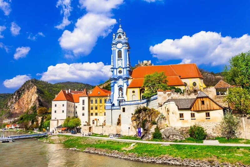 Luxury Van Tour: Salzburg, Hallstatt & More for Your Group - Salzburg, Hallstatt & More: A Private Luxury Van Tour Through Austria