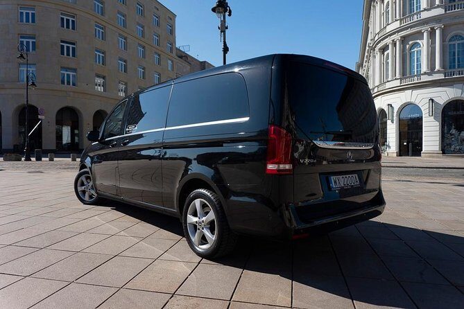 Luxury Warsaw Chopin Airport Transfer by private Minivan car - The Experience: What You Can Expect