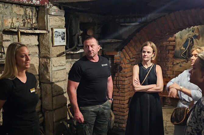 Luxury Wine and Oyster tasting - Who Would Love This Tour?