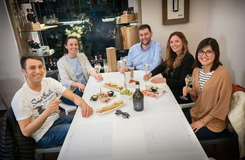 Luxury Wine Tasting with Finger Foods in Alba City Center - A Warm Look at the Luxury Wine Tasting in Alba City Center