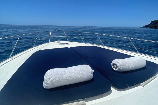 Luxury Yacht 4 hours in Madeira - The Real Deal with the Madeira Luxury Yacht Tour