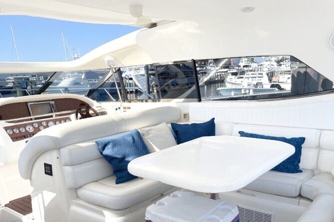 Luxury Yacht 65' Sunseeker 4 hours from Palm Beach - The Details of the Yacht Tour